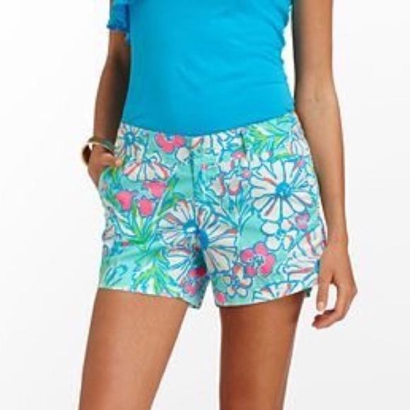 Lilly Pulitzer Callahan Shorts in "Splish Splash" - Picture 1 of 7